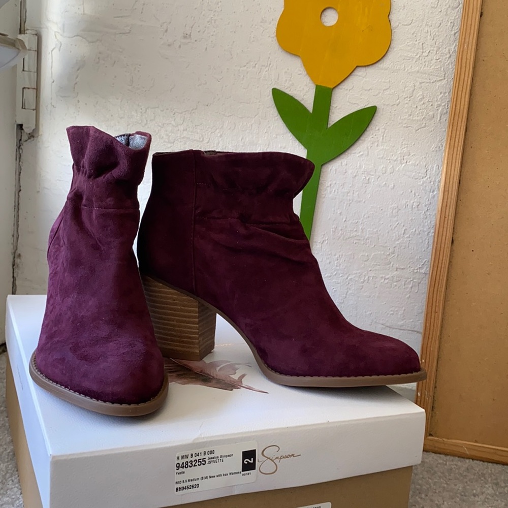 Brand new in box Jessica Simpson Yvette suede bootie size 5-1/2, color Shiraz